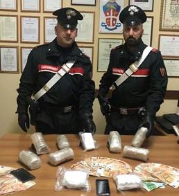 OPERAZIONI ANTIDROGA DEI CARABINIERI DI CASERTA DI OGGI 24 APRILE 2021 OPERAZIONI ANTIDROGA DEI CARABINIERI DI CASERTA DI OGGI 24 APRILE 2021