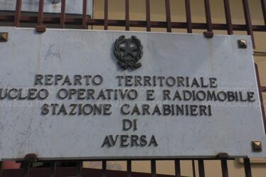 CARABINIERI AVERSA 445 PERSONE 291VEICOLI 8 DEFERIRI 257 CONTRAVVENZIONI