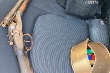 ARRESTATO 25ENNE A CASTELVOLTURNO DETENEVA ARMI E MUNIZIONI