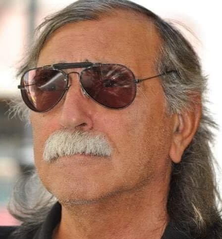 UN AMICO CI HA LASCIATO ANZI UN COMPAGNO