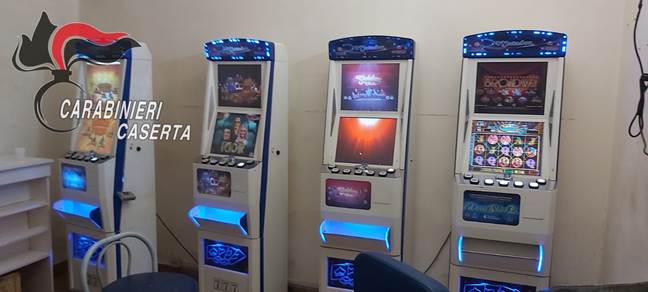 Casapesenna sequestro slot machine non autorizzata