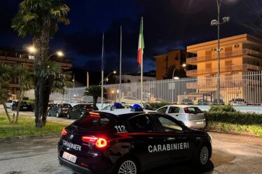 QUATTRO IN GALERA E DUE AI DOMICILIARI