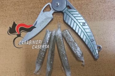 CARABINIERI CASERTA ARRESTANO GAMBIANO CHE SPACCIAVA A S.NICOLA LA STRADA