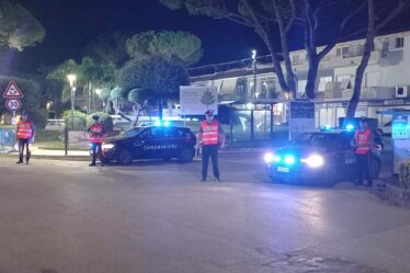 LITORALE DOMIZIO:SERRATI CONTROLLI DEI CARABINIERI