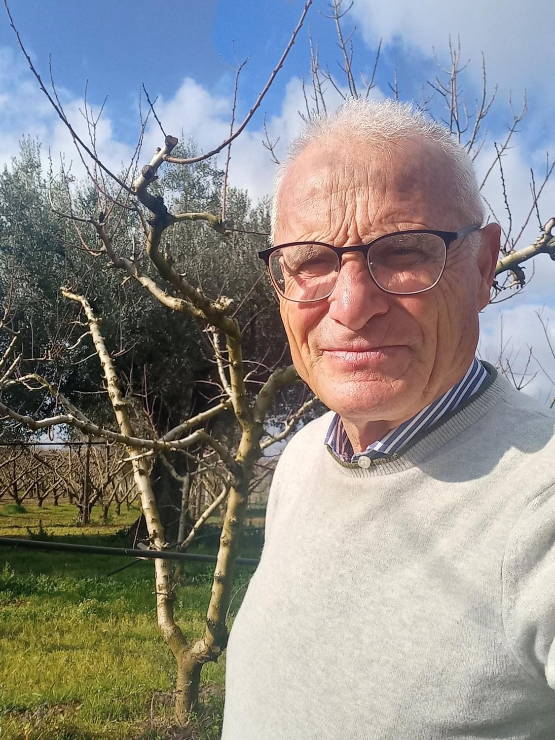 LORENZACCIO DA’ IL SUO CALCIO ALLA VIOLENZ